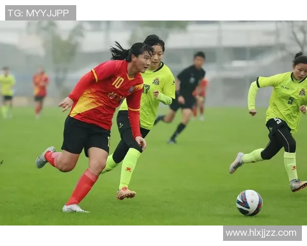 如何巧妙搭配足球星号衣服穿出时尚感与个性风采